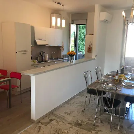 Romina Apartment *